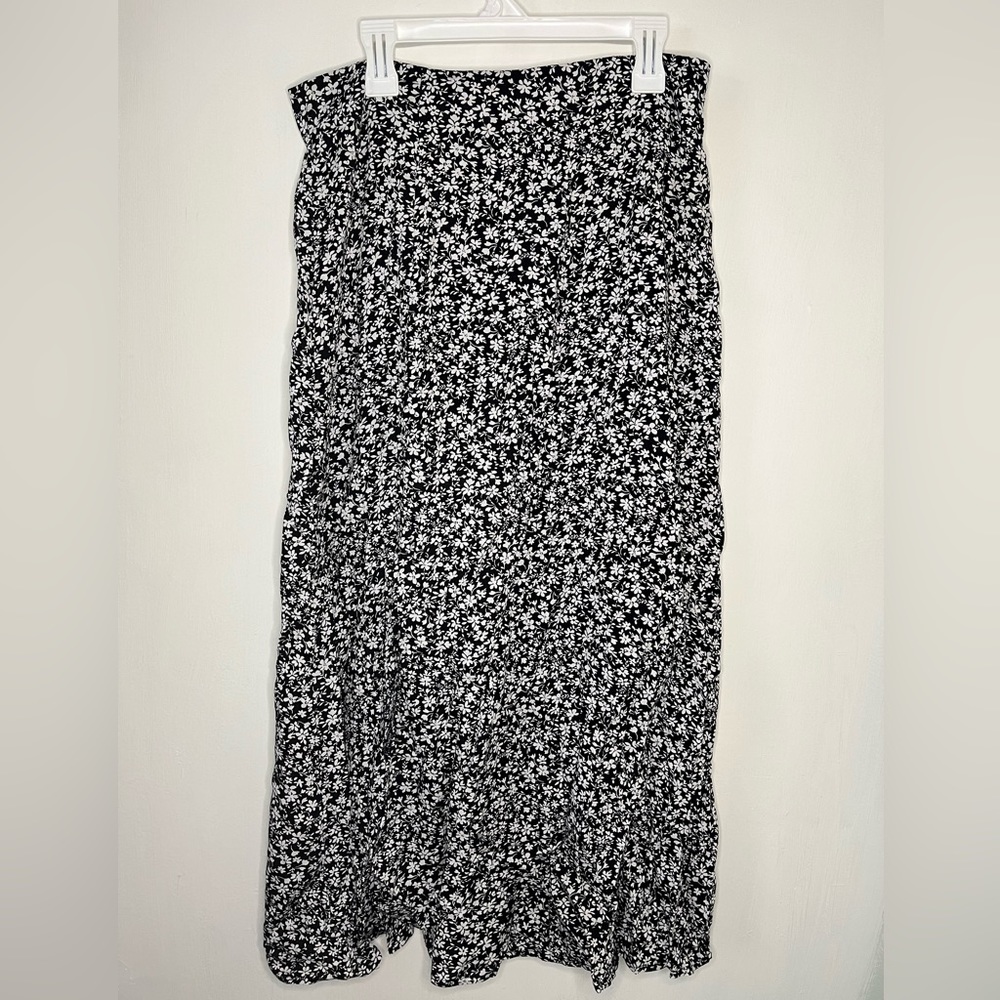 Black and white flower Skirt from SHEIN